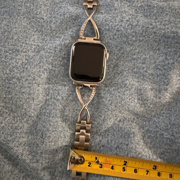 Apple Watch Band Silver Tone and Rhinestones NWOT - Picture 2 of 3
